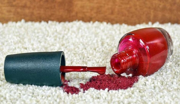 Japan Laundry mách bạn cách loại bỏ vết sơn móng tay dính trên quần áo nhanh gọn và hiệu quả Japan Laundry mách bạn cách loại bỏ vết sơn móng tay dính trên quần áo nhanh gọn và hiệu quả